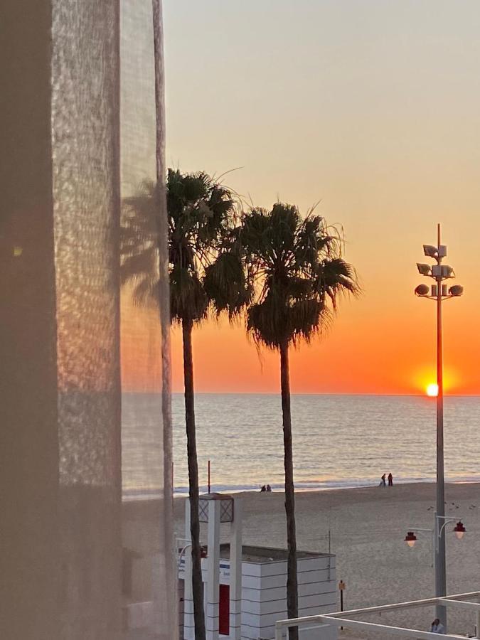 Apartamento Reformado Con Vistas Al Mar Cádiz Buitenkant foto